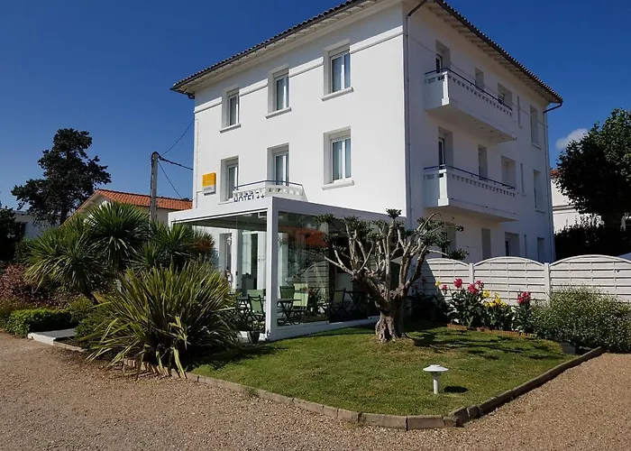 Hotel The Originals Access, Corinna, Royan