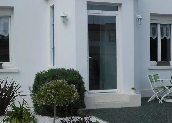 The Originals Access, Corinna, Royan