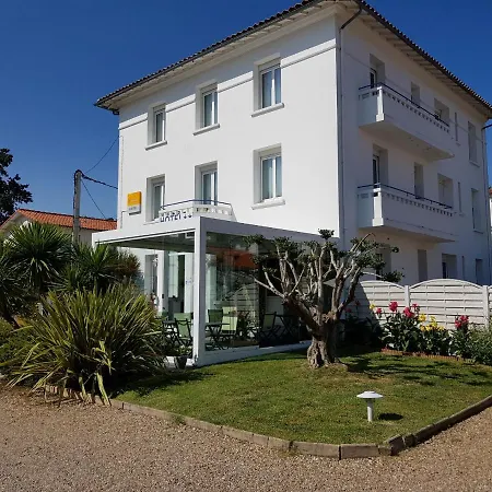 Hotel The Originals Access, Corinna, Royan