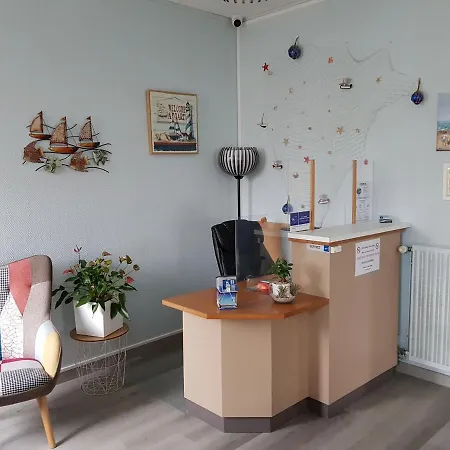 Hotel The Originals Access, Corinna,